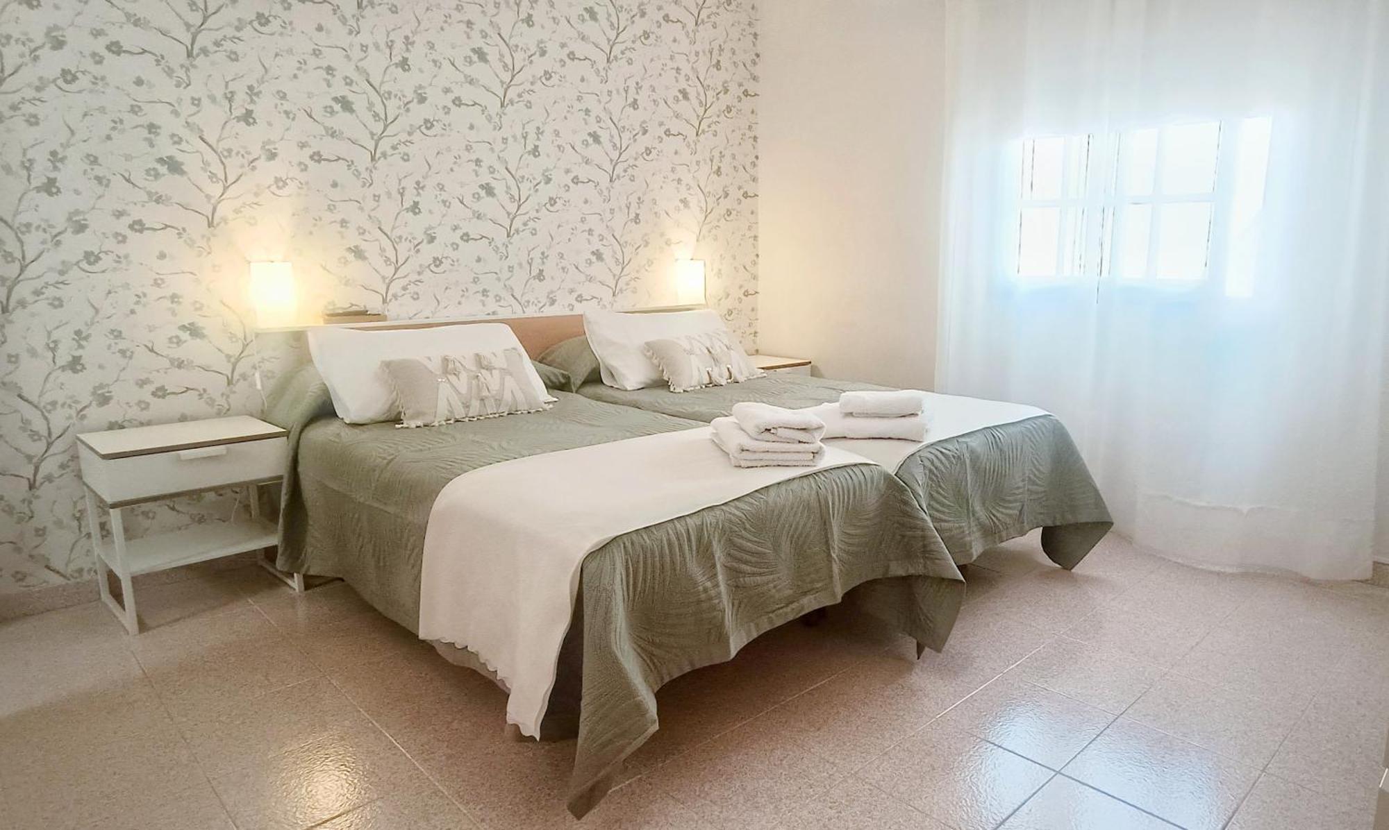 Center Santa Cruz, Alojamiento Centrico Con Gran Terraza, Cocina , Salon Y Banos, Todo Privado Extérieur photo